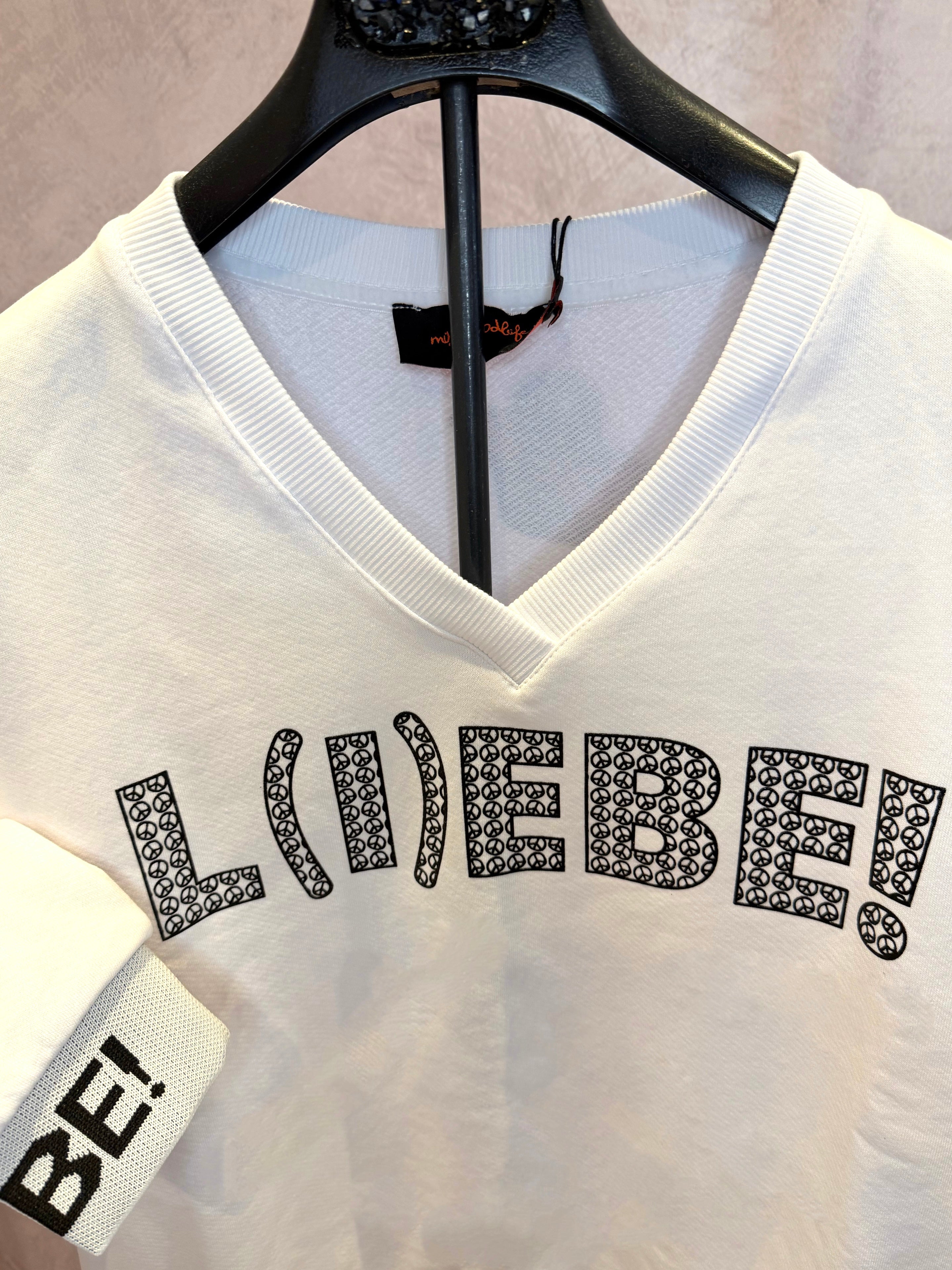 Pulli Miss Goodlife