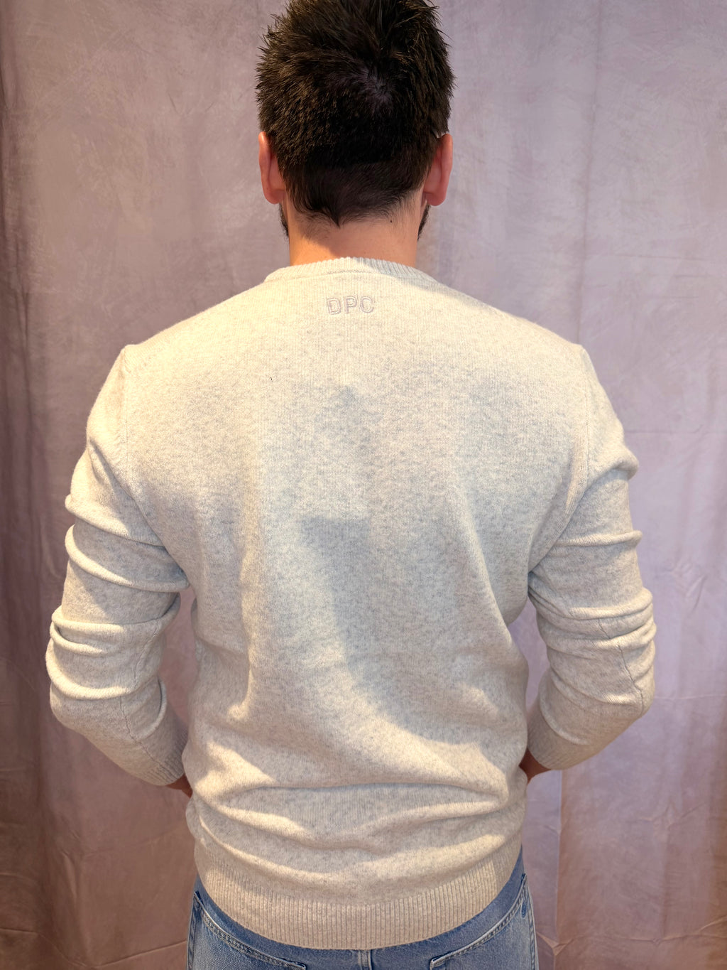 Pulli Distorted People