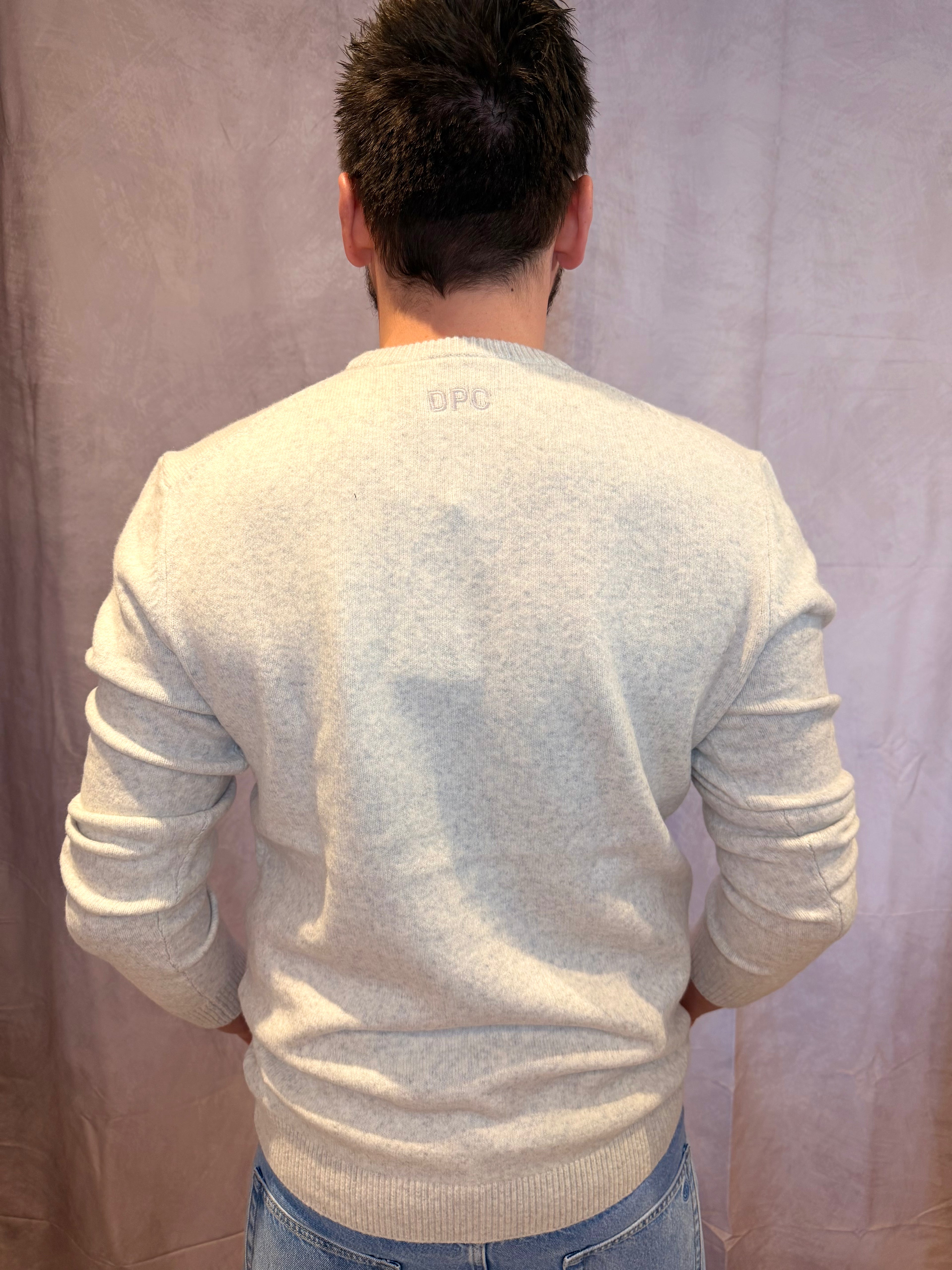 Pulli Distorted People